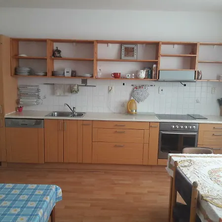 Turecka, * Senec